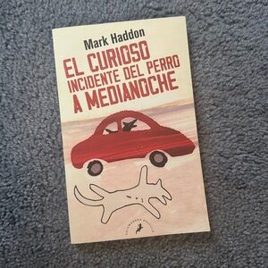 Libro - El Curioso Incidente del Perro a Medianoche - Mark Haddon